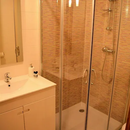 Апартаменты Almirante Deluxe By Homing *