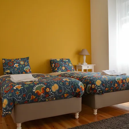 Almirante Deluxe By Homing Апартаменты *
